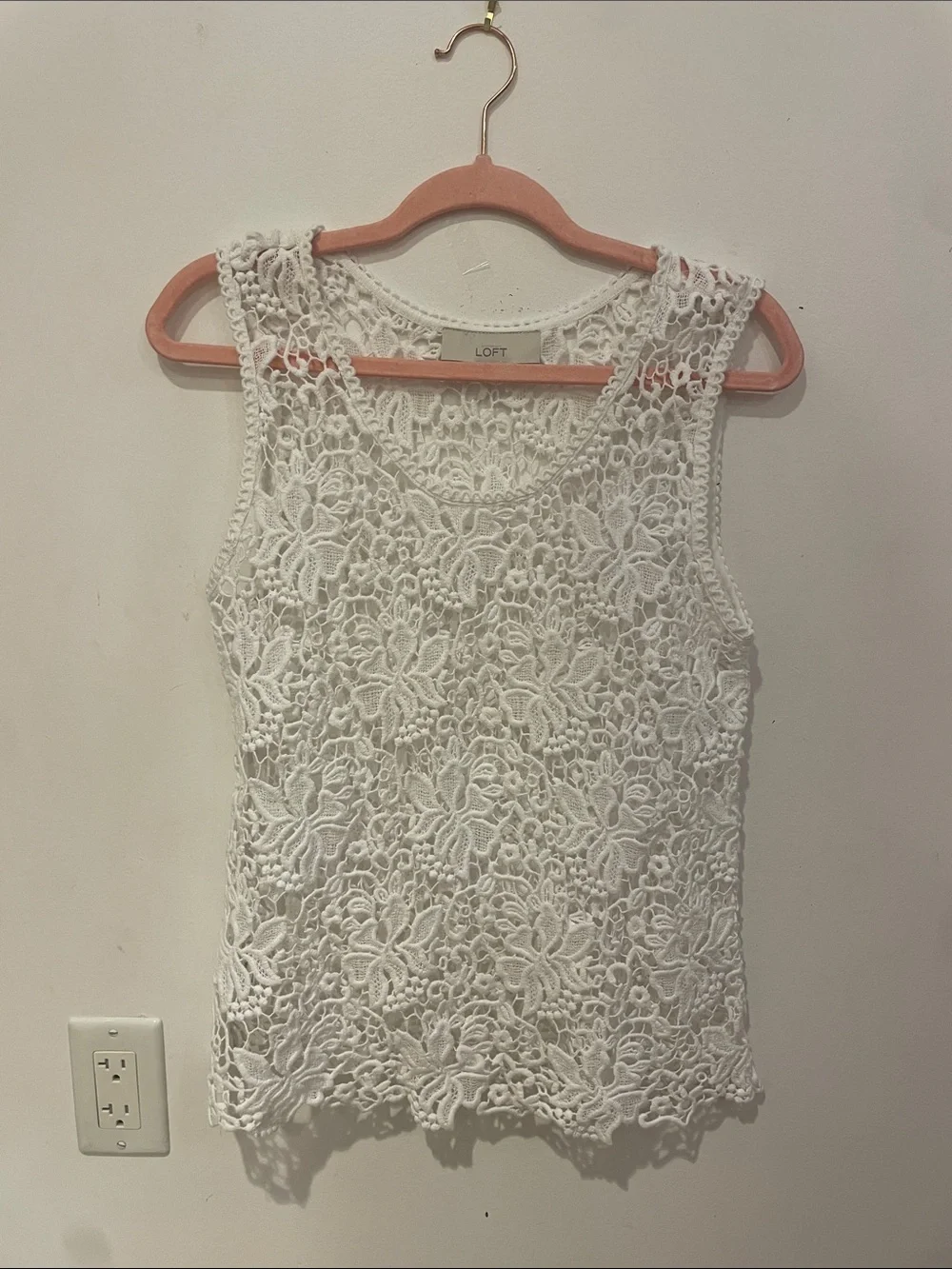LOFT White Crochet Floral Tank Top - Picture 1 of 5